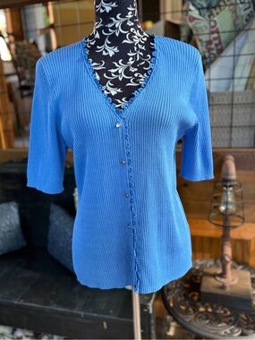 Tahari Bright Blue Ribbed Button-Front Top